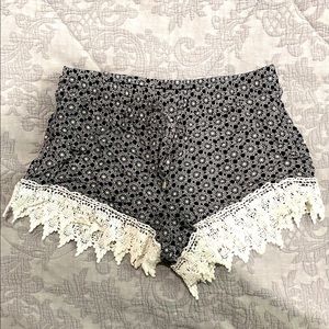 Breeze Ever size Medium black and white soft shorts.